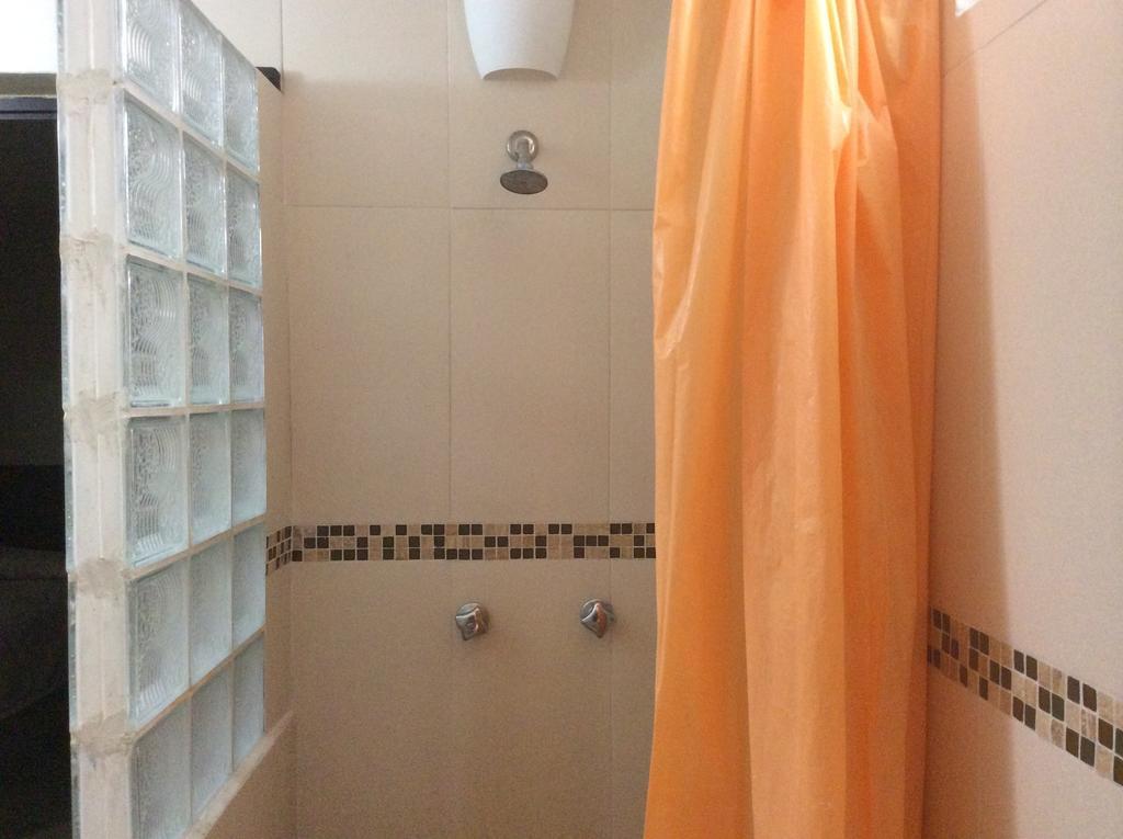 Hotel Juros กาเตมาโก ห้อง รูปภาพ