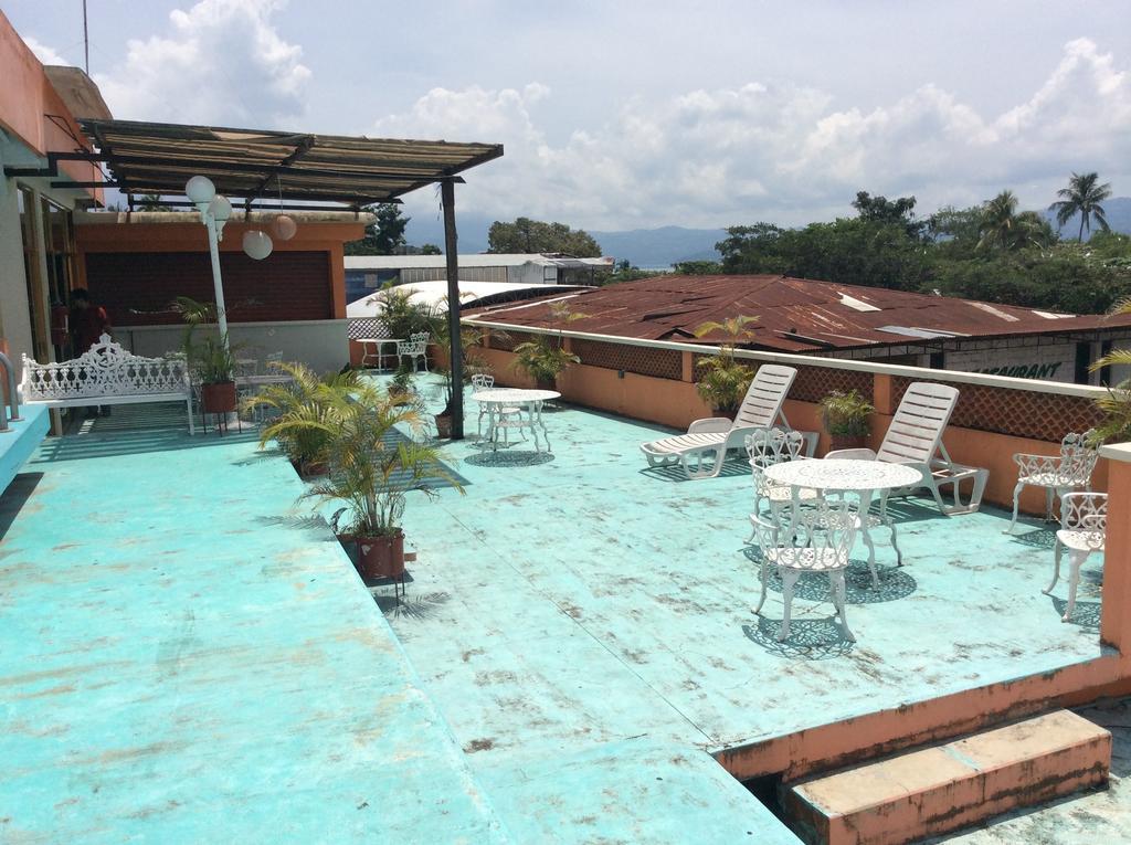 Hotel Juros กาเตมาโก ภายนอก รูปภาพ
