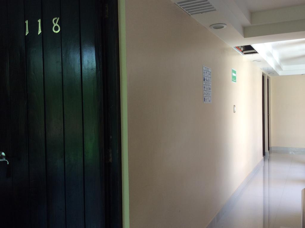 Hotel Juros กาเตมาโก ภายนอก รูปภาพ