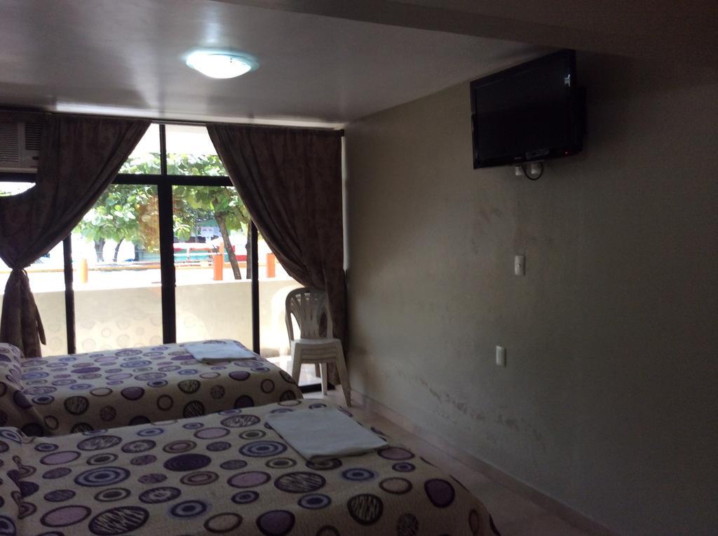 Hotel Juros กาเตมาโก ห้อง รูปภาพ