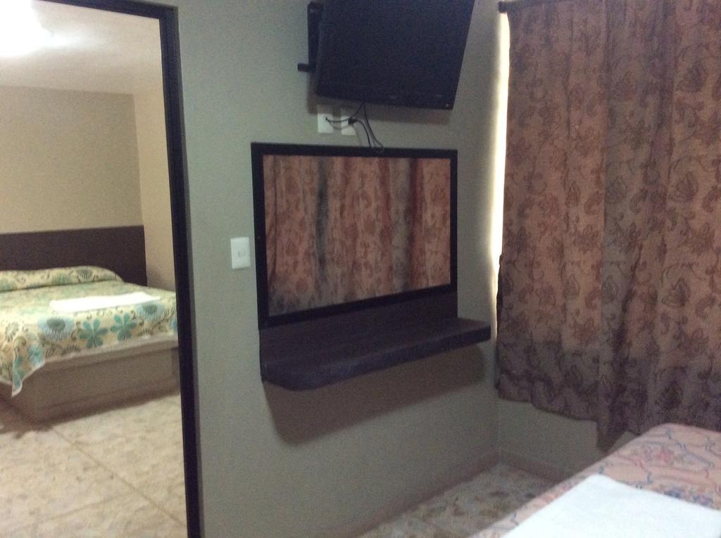 Hotel Juros กาเตมาโก ห้อง รูปภาพ