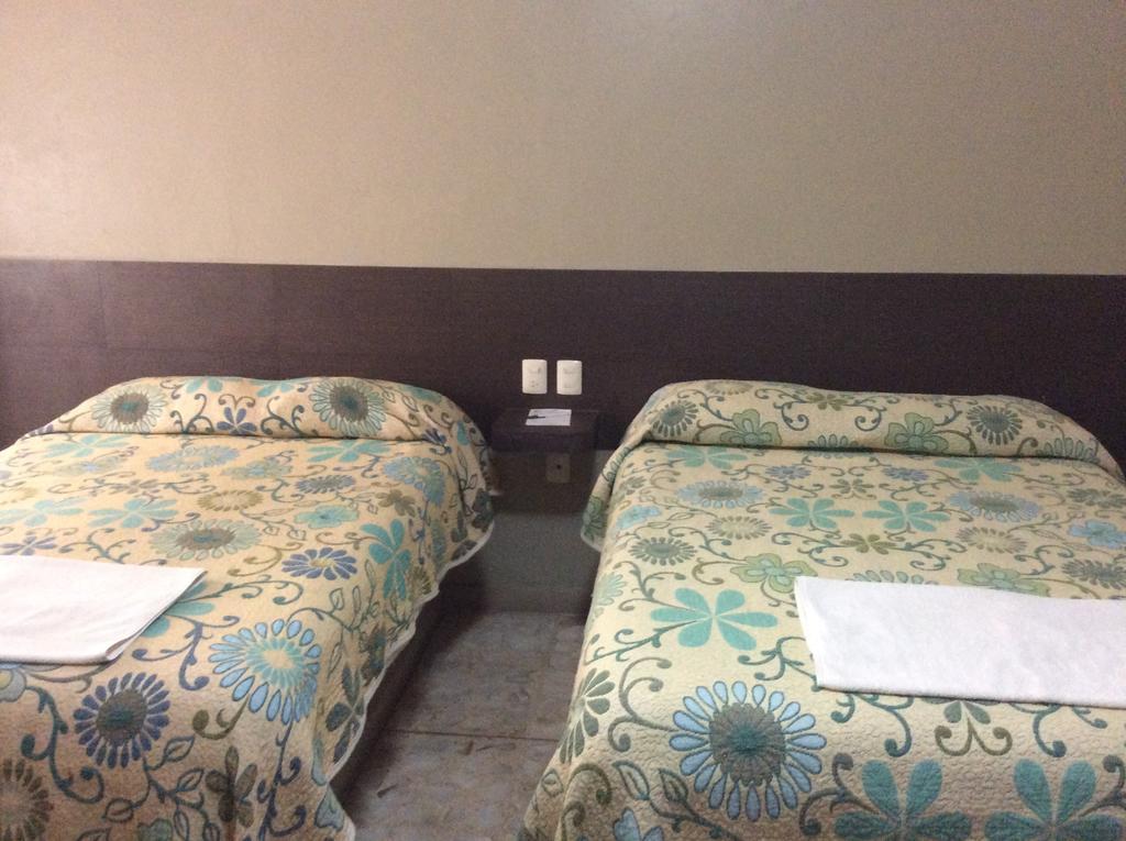 Hotel Juros กาเตมาโก ห้อง รูปภาพ